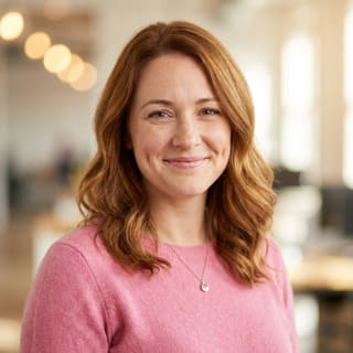 Foto von Emily Watson, die bei Zinselturat als Leiterin des Kundensupports tätig ist